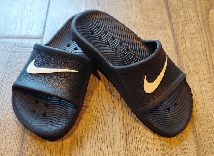 Crocs and Nike Sliders. Size UK Junior 11