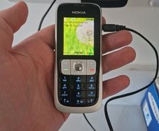 Nokia 2630 , with charger