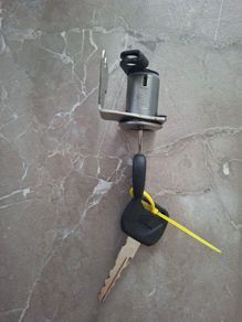 Honda cb125f seat lock with 2 keys jc84 2021 - 2025