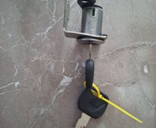 Honda cb125f seat lock with 2 keys jc84 2021 - 2025
