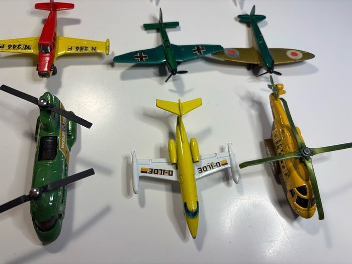 Vintage Matchbox Planes 24 models