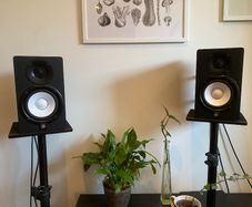 Yamaha HS5 Studio Monitors