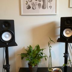 Yamaha HS5 Studio Monitors