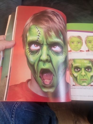 Fun Face Painting Ideas for Kids: 40 Step-By-Step Demos (Soft cover)