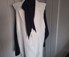 H&M sleeveless waistcoat with lapels