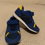 Kids Trainers Image 8