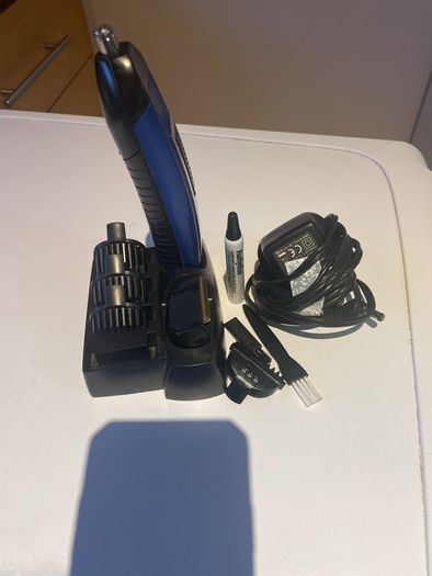 Razor / Grooming