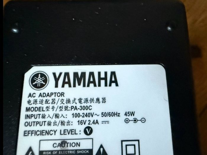 Yamaha PSR S750 Keyboard
