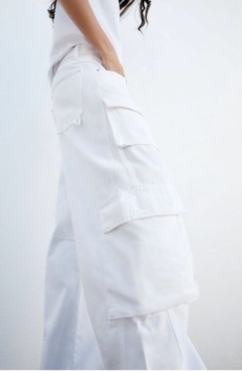 SALE Fab Zara Mid Rise White Multi Pocket Wide Leg Cargo Trousers  Size 42 UK 14