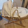 moses basket and stand Image 4