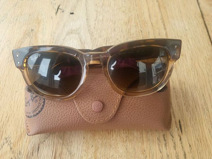 Ray Ban