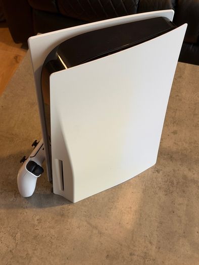 Playstation 5 - PS5 - Disc Model