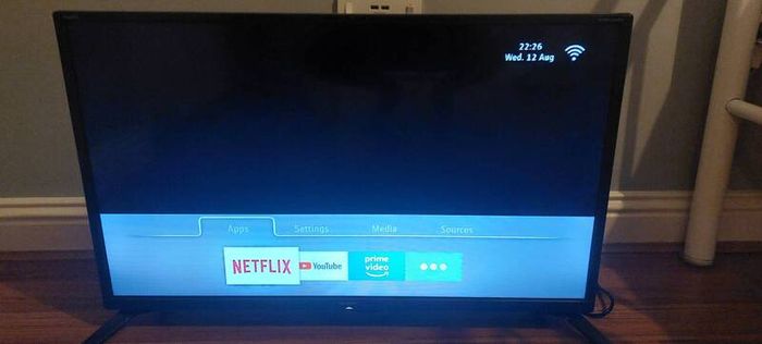 Sharp 32" smart tv