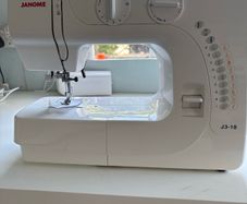 Janome sewing machine j3-18