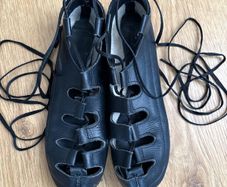 irish dancing  poms