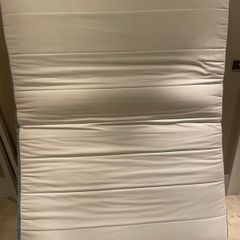 As New - Spotless Medium Firm Pocket Sprung King Size Mattress - Can Deliver