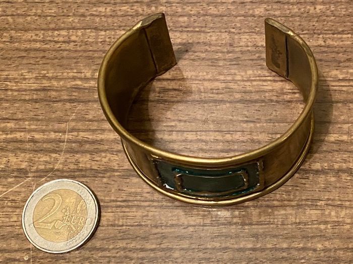 2  Ladies Bracelets.