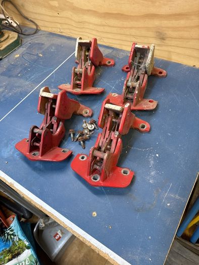 270 degree hinges (Vivaro/Trafic II etc) up to 2014