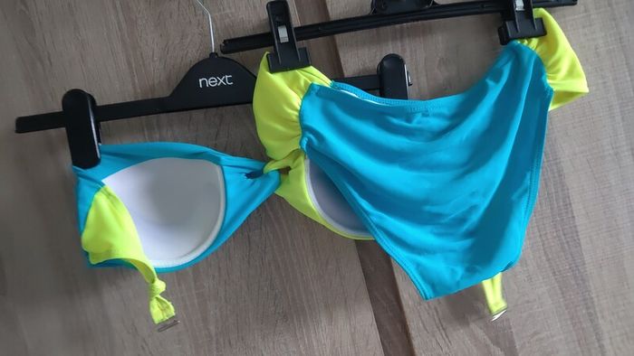 Bikini  fits 6-8 worn once