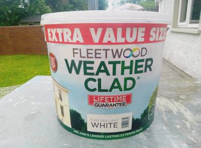 Fleetwood 11L Weather Clad Brilliant White