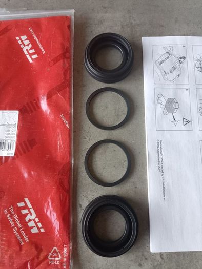 Rear Brake Caliper repair Skoda Octavia Ford Galaxy Seat Toledo, Audi, Seat Leon Brake Caliper Repair Kit(new)