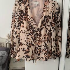 ladies tops