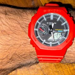 CasiOak GA-B2100 watch