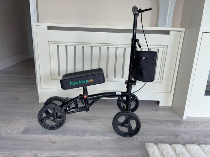 Mobility Knee Walker Scooter by Ecosmo Panlova