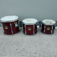 Yamaha Stage Custom Advantage toms. 10" 12" & 14".