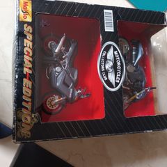 Maisto  Collectable  Motorcycles X 2.