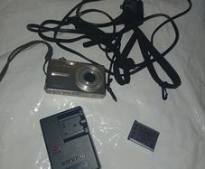 Olympus FE-280