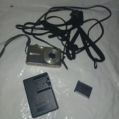 Olympus FE-280
