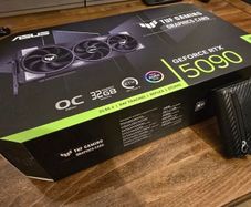 Asus Tuf Gaming Rtx 5090 Oc 32gb - Like New - Boxed