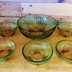 1970s green glass serving dish and 5 bowls