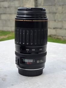 Canon EF 100-300mm f/4.5-5.6 USM