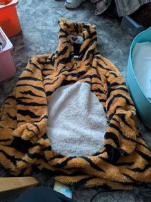 tiger snuddie size small medium