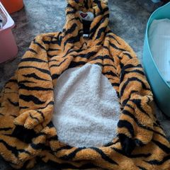 tiger snuddie size small medium