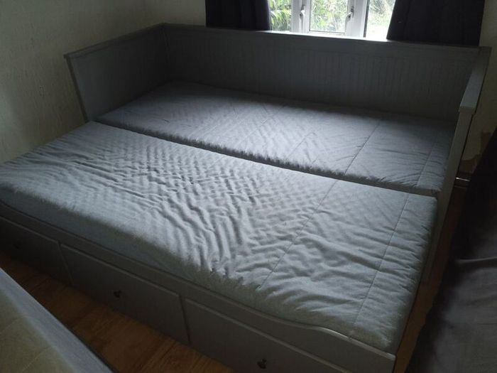 IKEA HEMNES daybed / sofa bed