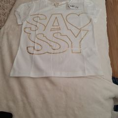 Girls white t-shirt.