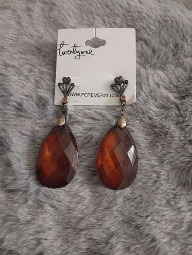 Earrings very nice,  mixed lot