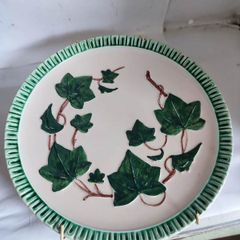 Vintage Wast German Ivy Hanging Plate.