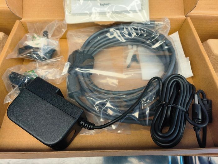 Logitech MeetUp 4K Conference Camera/ New