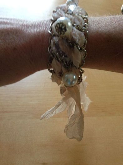 Bracelet