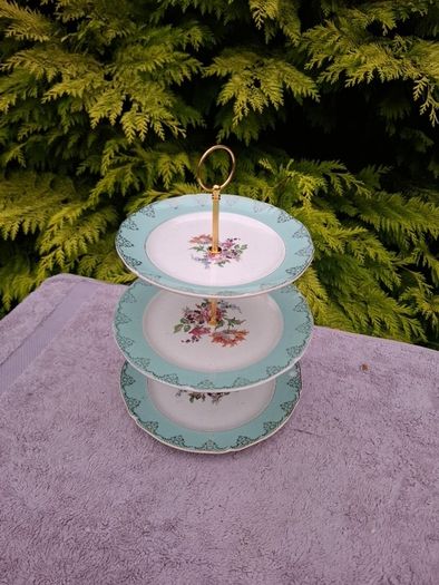 By post only mint ceramic cake stand