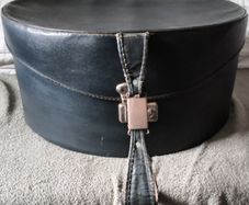 vintage collectable hat case