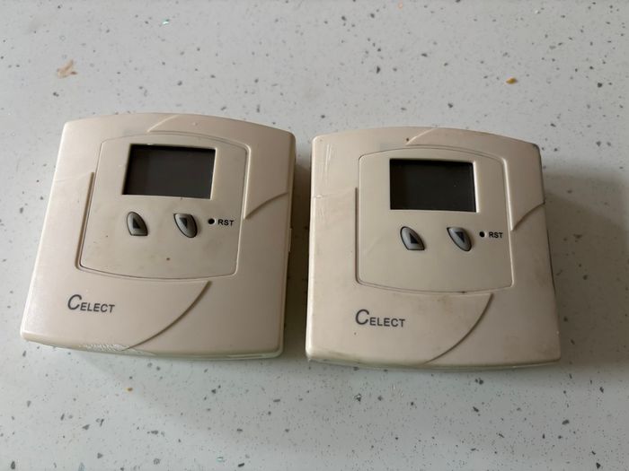 2 x Celect DRT1F Wired Room Thermostats