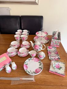 Newbridge Rose - Large Collection