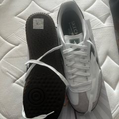 Sketchers Trainers