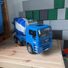 Bruder cement mixer MAN
