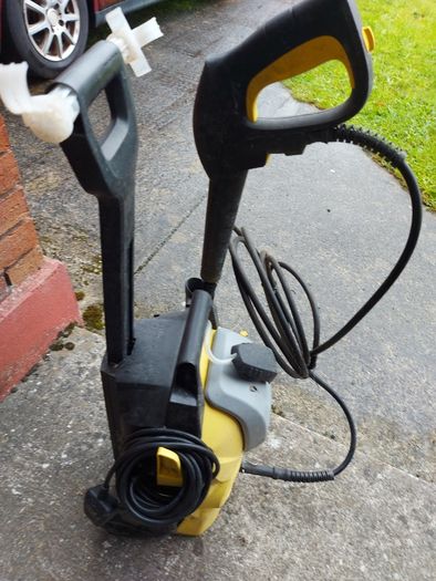 KARCHER K3 Premium Power Washer, 1600W, 85dB, in excellent condition Plus accessory